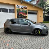 VW Golf 5 R32 mit Recaro Podium CF Exclusiv Bezug