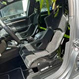 VW Golf 5 R32 mit Recaro Podium CF Exclusiv Bezug